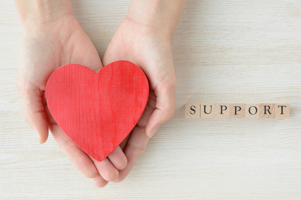 山形の歯周病なら審美歯科セラミック